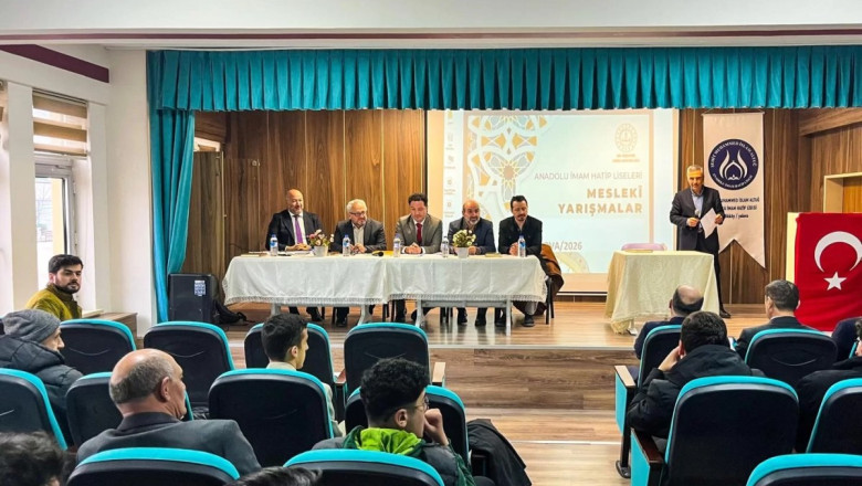 İMAM HATİPLERDE MESLEKİ YARIŞMA FİNALİ