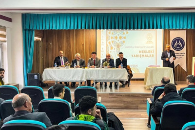 İMAM HATİPLERDE MESLEKİ YARIŞMA FİNALİ