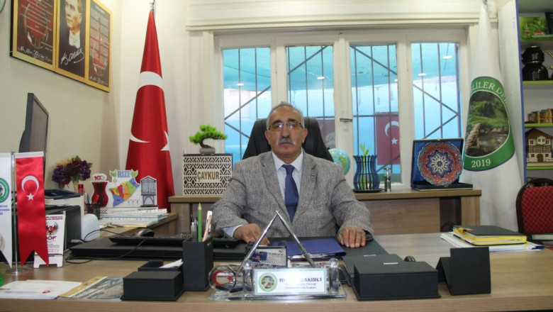 ‘GÖNÜLDEN TEBRİK EDİYORUM’