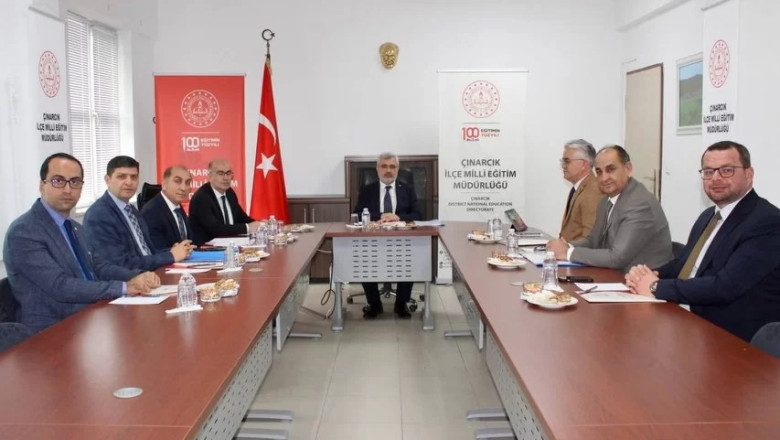 İLÇE MİLLİ EĞİTİM MÜDÜRLERİ TOPLANTISI YAPILDI