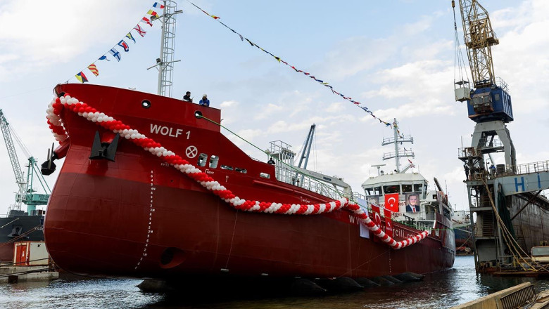 Sıfır Emisyonlu Akaryakıt Tankeri WOLF 1 Denize İndirildi