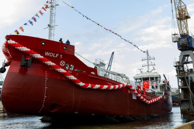 Sıfır Emisyonlu Akaryakıt Tankeri WOLF 1 Denize İndirildi