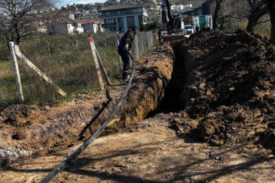 KANALİZASYON VE YENİLEME ÇALIŞMALARI SÜRÜYOR