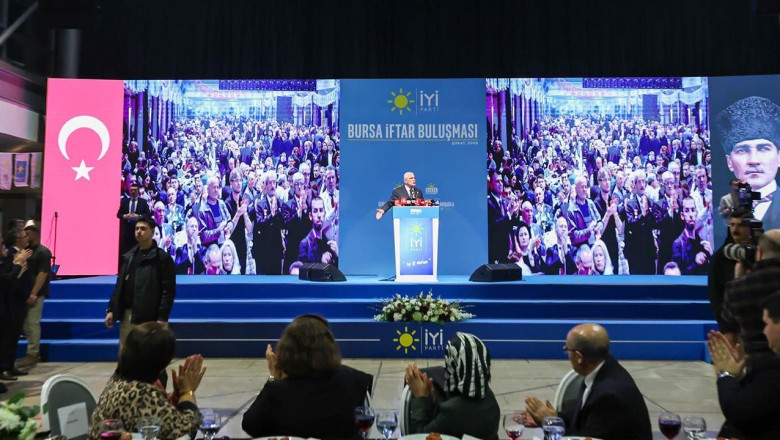 Başkan Kendir Bursa’daki İftar Programına Katıldı