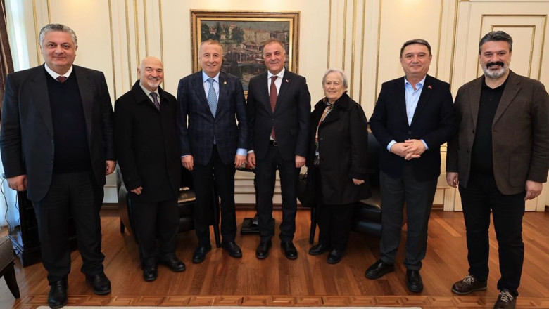 Başkan Gürel, İstanbul Büyükşehir Belediyesi’ni Ziyaret Etti