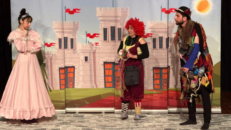 ÇÖPLÜK KRALLIĞINA MİNİKLERDEN YOĞUN İLGİ