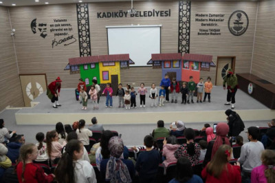 MİNİKLERE GELENEKSEL TİYATRO ŞÖLENİ