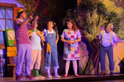 TİYATRO SERÜVENİ YALOVA’DA DEVAM ETTİ