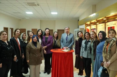 ÜNİVERSİTEDE 8 MART BULUŞMASI