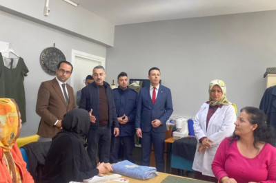 DEMİR’DEN HALK EĞİTİM MERKEZİ’NE ZİYARET