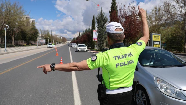 Yalova’da Öğrencilere Uygulamalı Trafik Eğitimi