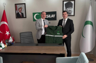 MÜDÜR LAÇİN’DEN YEŞİLAY’A ZİYARET