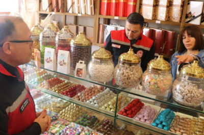 BAYRAM ÖNCESİ ŞEKERCİLER DENETLENDİ