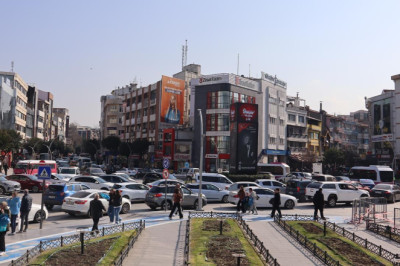 Yalova’da Bayram Telaşı: Çarşı Doldu Taştı