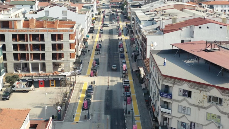 ‘ALTINOVA, YOLLARIYLA DA ÇİÇEK AÇACAK’