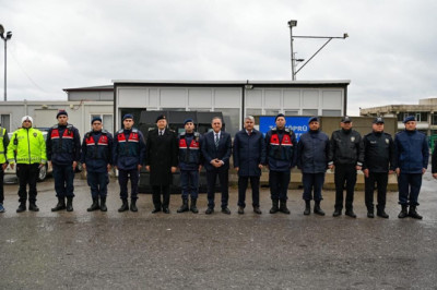 Vali Usta’dan Güvenlik Güçlerine Bayram Morali