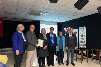 FARKINDALIKTAN EYLEME OTİZM VURGUSU