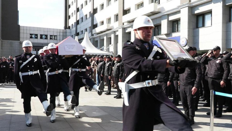 Şehit polis memuru Mustafa Aydın toprağa verildi