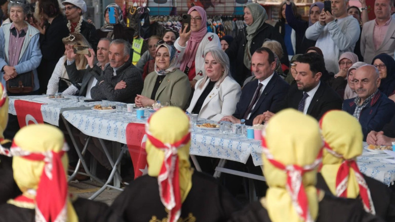 ÇİFTLİKKÖY’DE KADIN EL EMEĞİ PAZARI SEZONU AÇTI