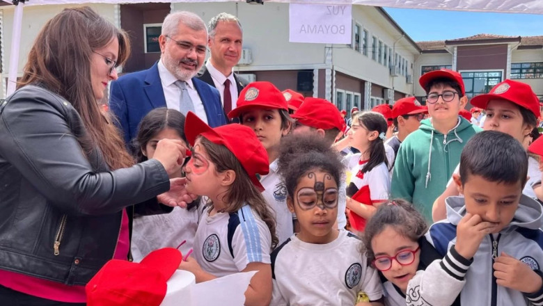 ETKİNLİKLERLE OKUL BAHÇESİ ŞENLENDİ