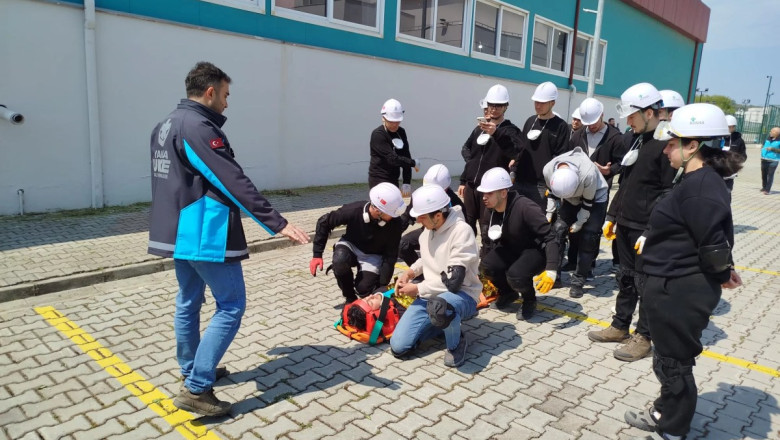 UMKE VE AFAD’DAN UYGULAMALI ARAMA KURTARMA EĞİTİMİ