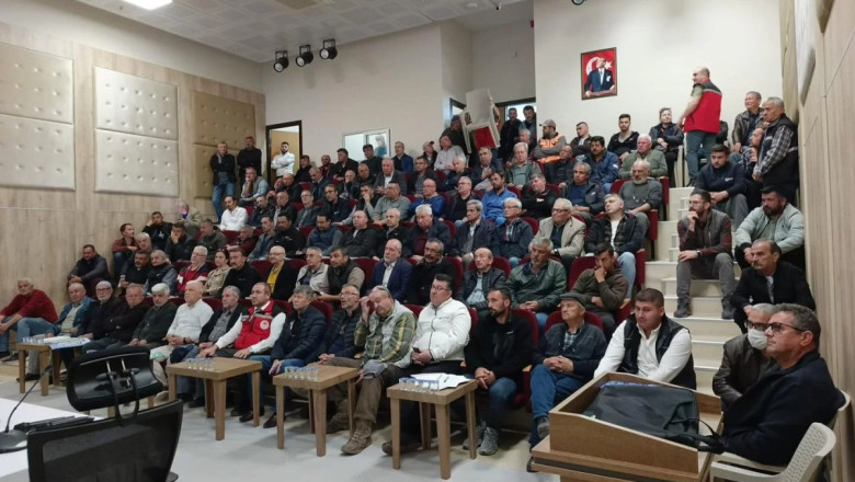 ALTINOVA’DA ÇİFTÇİLERE B-REÇETE EĞİTİMİ VERİLDİ