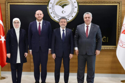 CHP’Lİ GÜREL İLE AK PARTİLİ VEKİLLERDEN ANKARA’DA ‘ORTAK AKIL’
