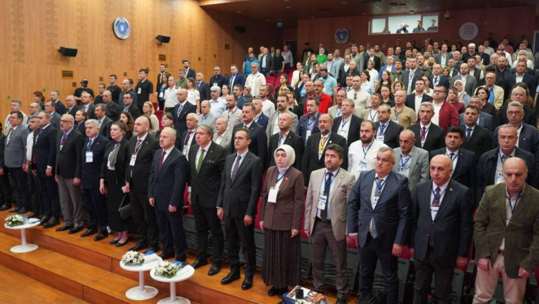 İZNİK GÖLÜ’NÜN GELECEĞİ İÇİN ORTAK AKIL BULUŞMASI