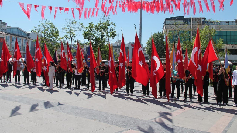 19 Mayıs’ı Yalova’da Coşkuyla Kutladık