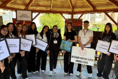 ÇİFTLİKKÖY’DE ATIKLAR SANATA DÖNÜŞTÜ
