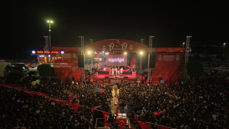 YALOVA’DA 19 MAYIS COŞKUSU KONSERLERLE TAÇLANDI