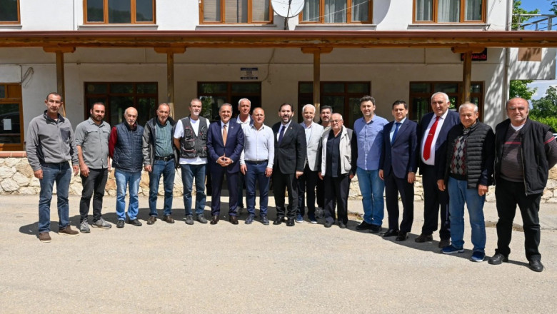 VALİ USTA, SOĞUCAK’TA VATANDAŞLARLA BULUŞTU