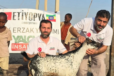 AFRİKA VE GAZZE’YE KURBAN ÇAĞRISI