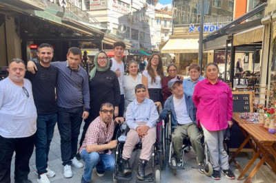 Luen Coffee'de 3 Dakikalık Empati Buluşması