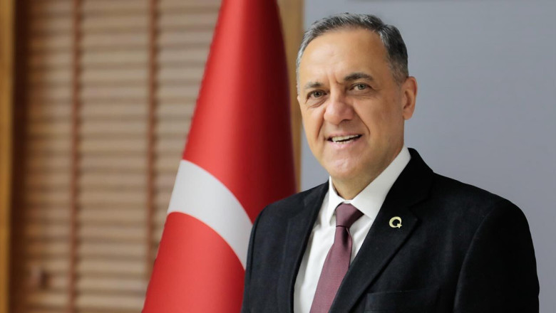 Vali Usta, “Bayramlar Gönül Köprülerinin Kurulduğu Müstesna Zamanlardır”