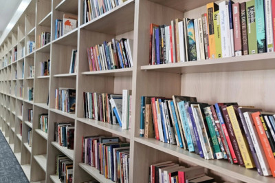 SINAVA HAZIRLANAN ÖĞRENCİLERE KÜTÜPHANE DESTEĞİ   