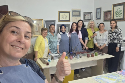 KADIN MECLİSİ’NDE EBRU ETKİNLİĞİ