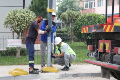 BARBAROS BULVARI LED AYDINLATMA İLE IŞIL IŞIL OLDU