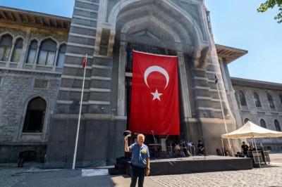 Koçal’dan İstanbul Çıkarması: Aşure Günü’ne Katıldı”