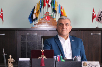 ‘YALOVA SİYASİ MEVTA DOLU;  ÖLMÜŞLER, HABERLERİ YOK!’