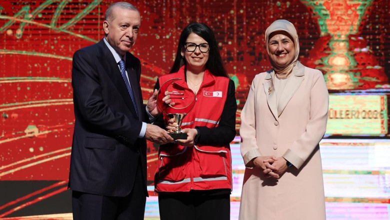 Yalovalı Gönüllüye Cumhurbaşkanı Erdoğan’dan Anlamlı Ödül