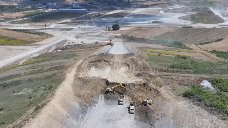Yalova Makine OSB’de altyapı çalışmaları sürüyor