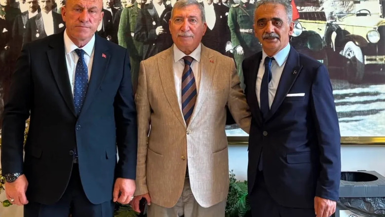 MHP Armutlu'da Yavuz Bayram güven tazeledi