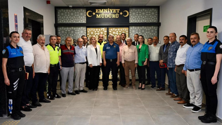 EMNİYETTEN MUHTARLARLA GÜVENLİK TOPLANTISI