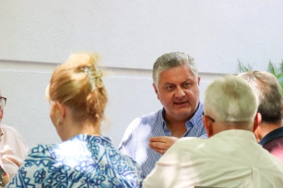 Başkan Gürel, mahalle muhtarlarıyla Engelsiz Kafe'de bir araya geldi