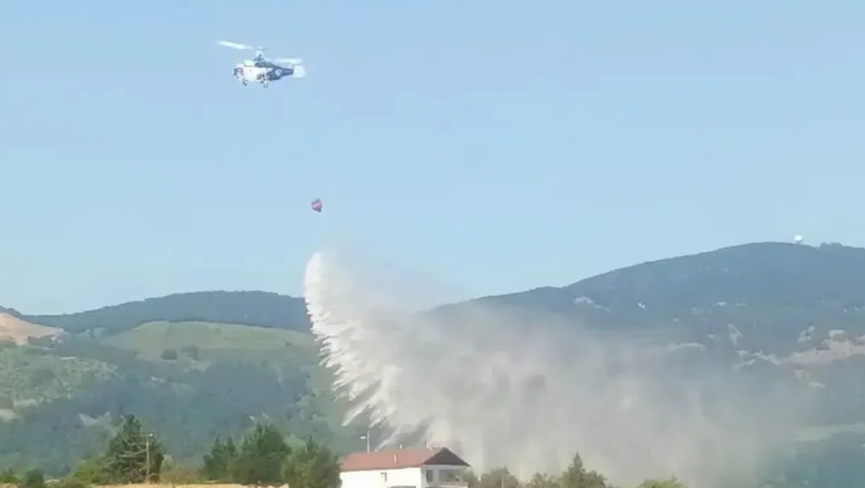 Süpürgelik mevkiinde yangın! Helikopter müdahale etti