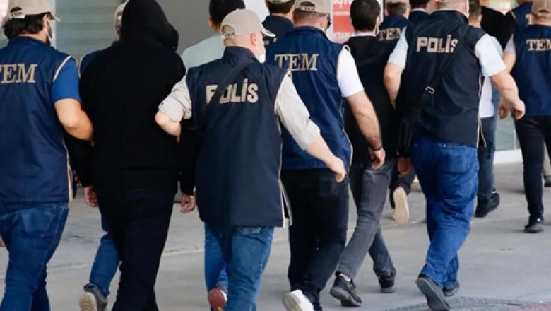 Yalova dahil 13 ilde FETÖ’nün güncel ağına ağır darbe