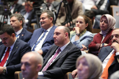 Büyükgümüş ve Akyol 15 Temmuz Sempozyumu’na katıldı
