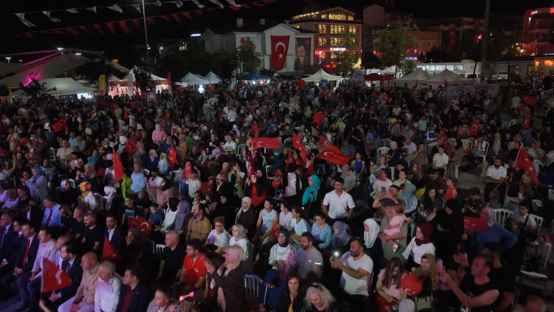 Yalova'da 15 Temmuz'un 10. Yılında Demokrasi Nöbeti