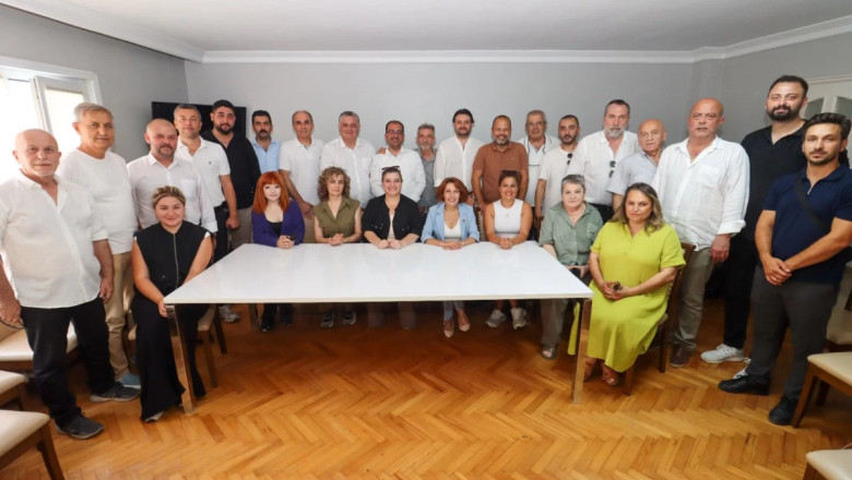 15 YALOVA BELEDİYE MECLİS ÜYESİ YENİ PARTİ’YE KATILDI